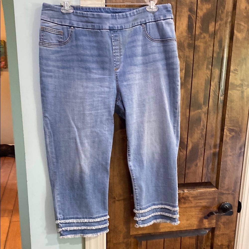 Chico’s triple fray Capri Light Blue Jeans. Worn 3 times. Size 14. Super comfy!